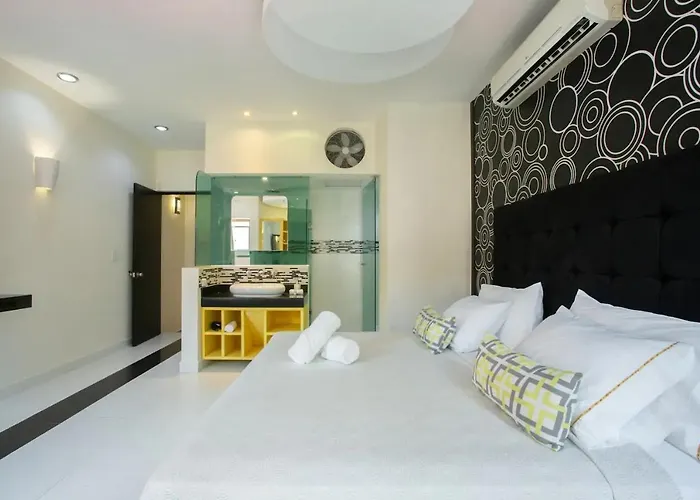 Casa Kaoba Hotel & Suites